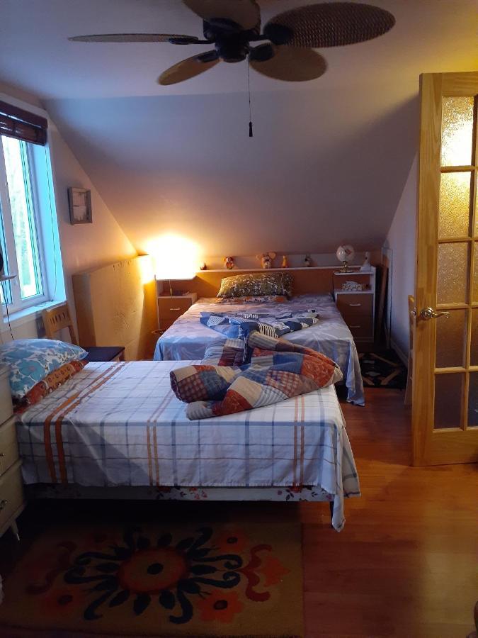 Bienvevus Chez Rino-Hugues Bed & Breakfast ทรัวส์-ปิสโตลส์ ภายนอก รูปภาพ