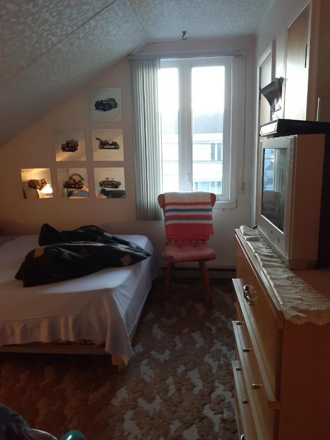 Bienvevus Chez Rino-Hugues Bed & Breakfast ทรัวส์-ปิสโตลส์ ภายนอก รูปภาพ