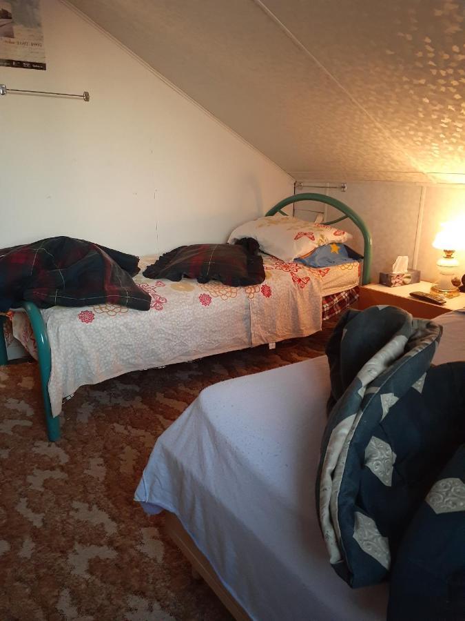 Bienvevus Chez Rino-Hugues Bed & Breakfast ทรัวส์-ปิสโตลส์ ภายนอก รูปภาพ